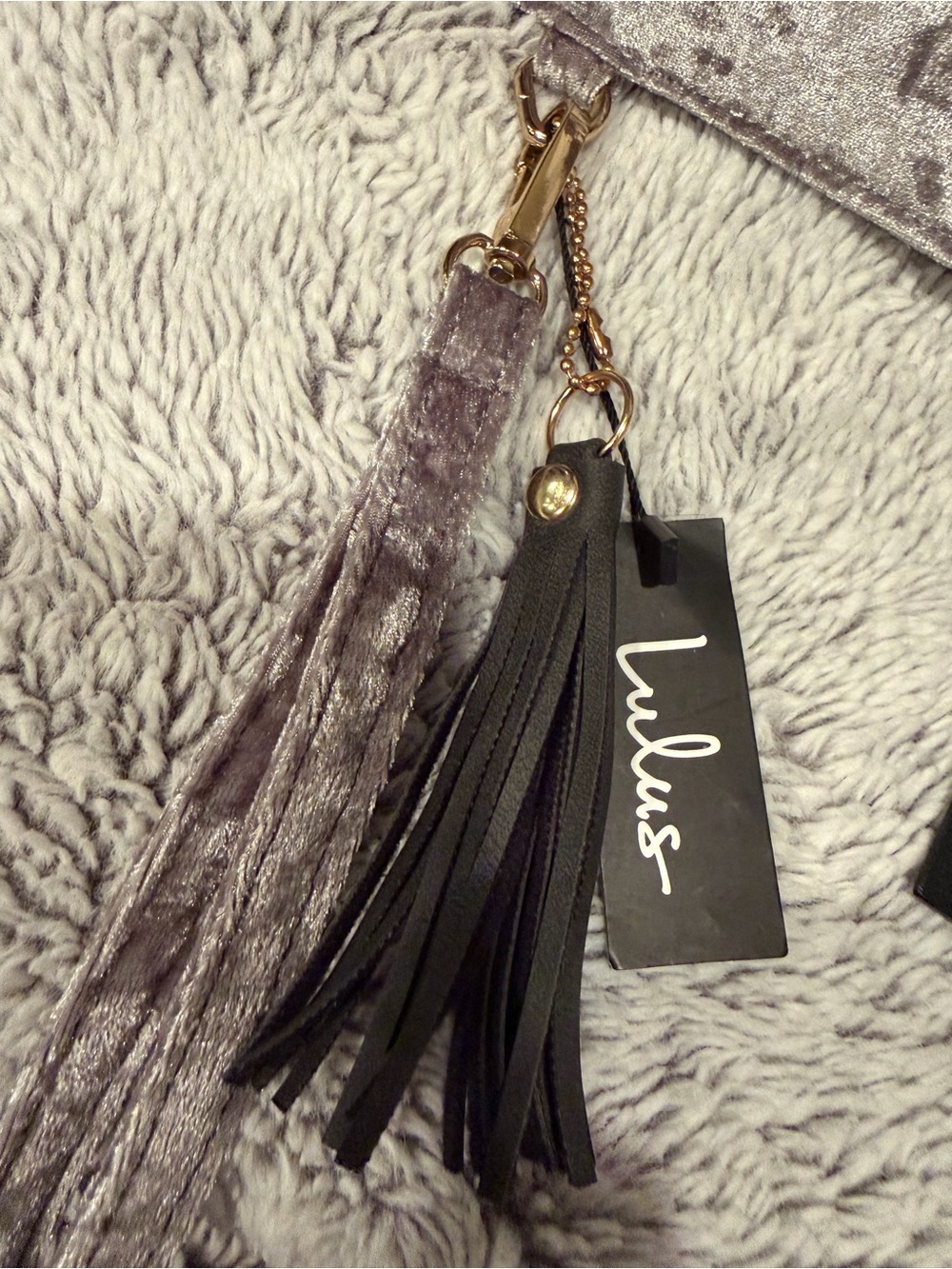 Lulus Gray Crushed Velvet Envelope Clutch Wristlet NWT - Picture 7 of 11